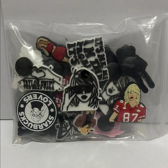Taylor Swift Black and White Croc Jib-bits Accessories Collection - Picture 1 of 1